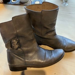 Womens FRYE Grey Mid Calf Boot - 9